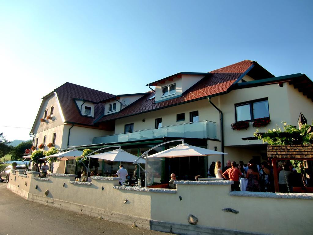 Gasthof Knappenwirt Mariahof Exterior photo